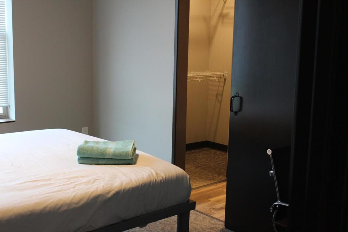 Spacious 2Br Suite Plus Patio Near Iowa State Ames Eksteriør billede