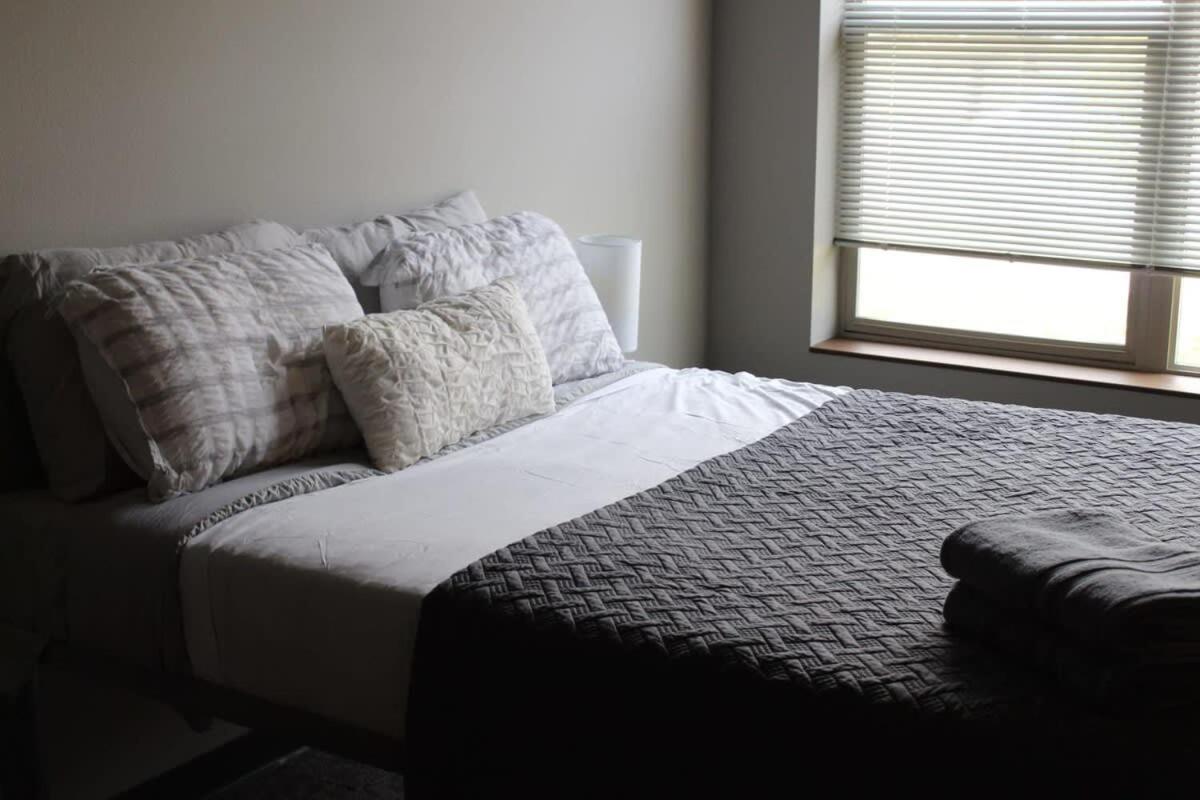 Spacious 2Br Suite Plus Patio Near Iowa State Ames Eksteriør billede
