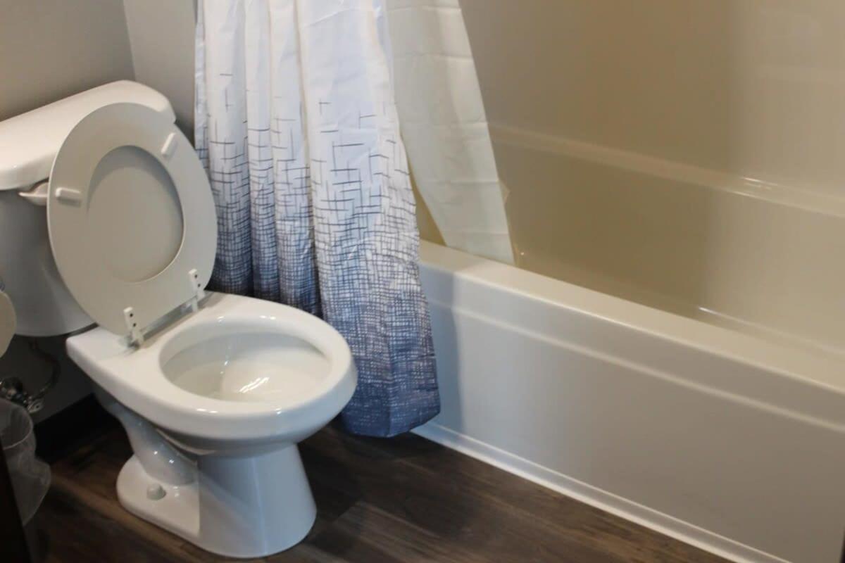 Spacious 2Br Suite Plus Patio Near Iowa State Ames Eksteriør billede