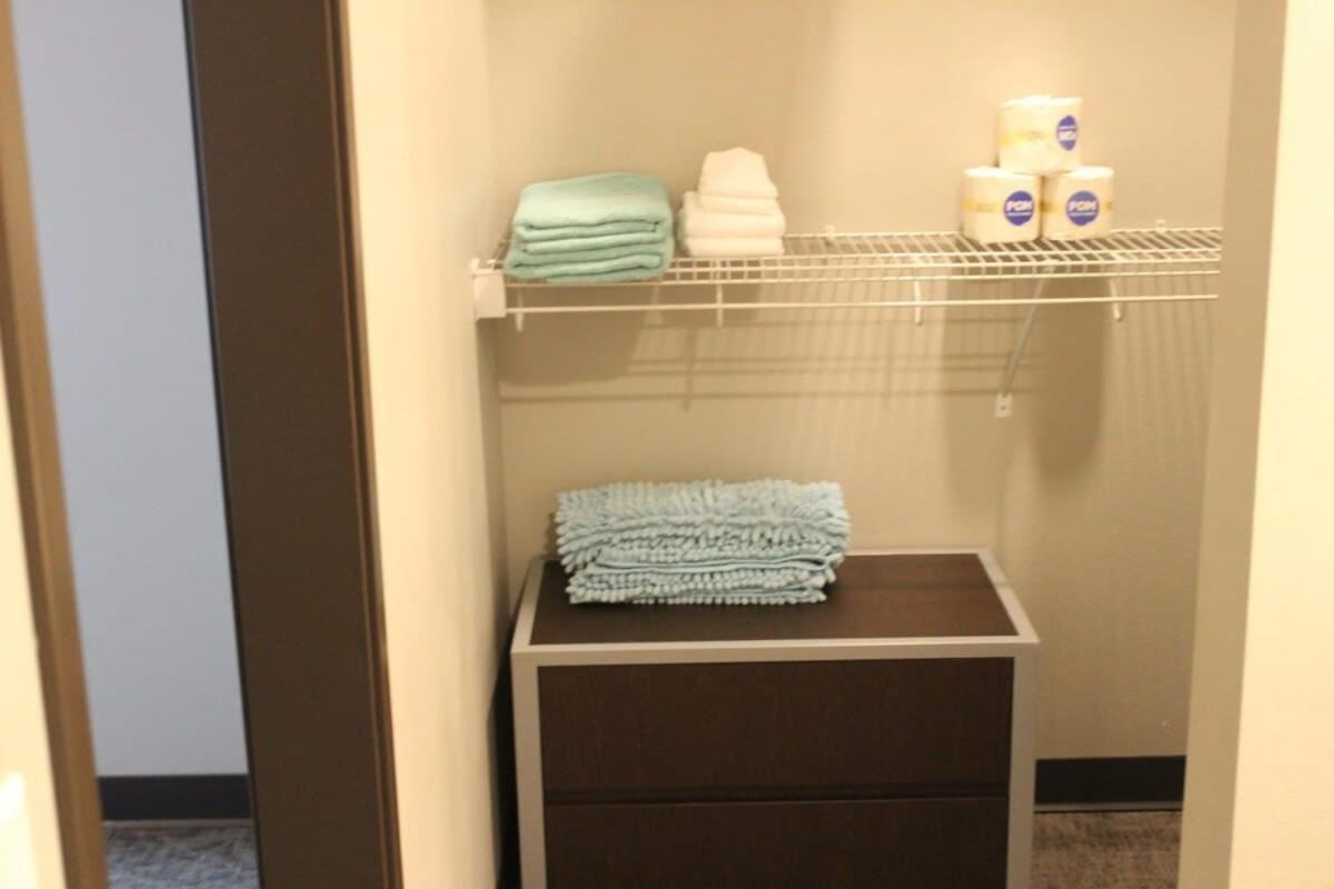 Spacious 2Br Suite Plus Patio Near Iowa State Ames Eksteriør billede